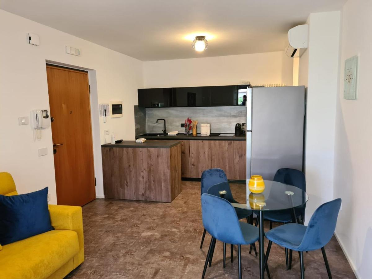 Infinite Blue Apartment Riva del Garda Luaran gambar